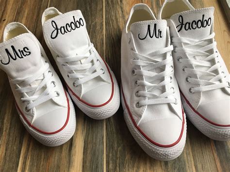 groom sneakers